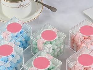 Cube en plastique acrylique carré Petite boîte avec couvercle Boîtes de rangement décoratives Jeuillerie Mini-container pour bonbons à la maison 1