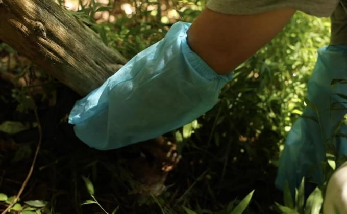 Protège-mains non tissé Fermetures élastiques Manche à bras durable imperméable à l'eau Couvercle à manche microporeux jetable 3