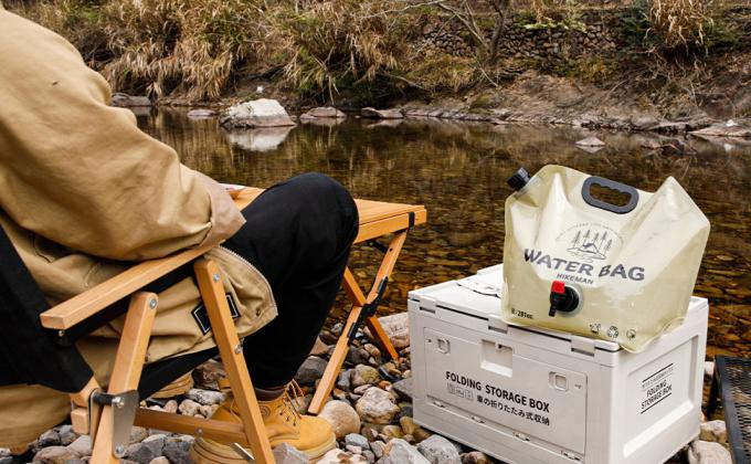 Porteur de stockage d'eau pliable - récipient portable de 1,9 gallon avec éternuement, sac d'eau de camping pour la randonnée en plein air 10