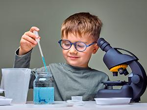 plastic pipettes dropper