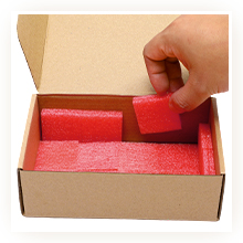 16.7 x 13 x 2,5 pouces boîte d'expédition portable boîte de messagerie sécurisée Kraft boîtes aux lettres pour l'emballage portable en mouvement avec chargeur 5