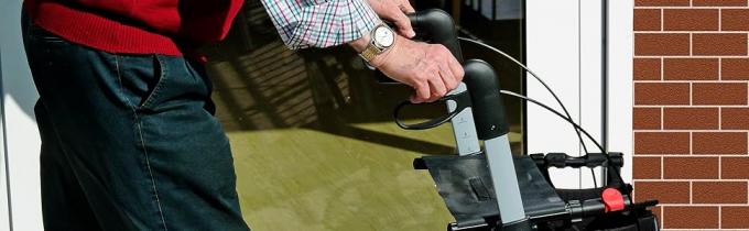 Urinals portables étanches aux déversements 2000 Ml 68 Oz Bouteilles d'urine pour hommes 63 " 0