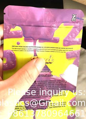 Le support de preuve d'odeur de toucher doux vers le haut de l'enfant de empaquetage comestible de poches résistant a imprimé 3,5 sacs faits sur commande de Mylar