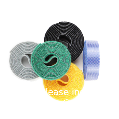 Des attaches en velours colorées, des attaches de câbles de fixation réutilisables, du tissu en microfibre de 6 pouces