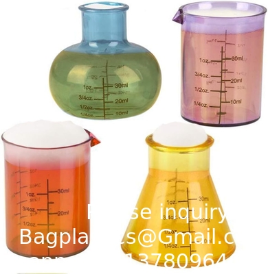 Un ensemble de verres de chimie, 4 verres de laboratoire en plastique, des cadeaux scientifiques drôles, un cadeau cool pour la remise des diplômes de chimie.