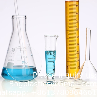 Coupe de mesure graduée en laboratoire avec bec à large bouche en verre, récipient conique, distributeur de liquide, cylindre de mesure