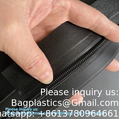 Fermeture à glissière imperméable à l'eau en PU revêtue de dents triangulaires Fermeture à glissière en plastique résistante à l'eau pour les sacs de vêtements