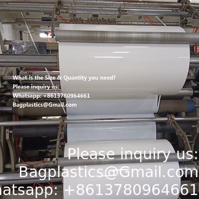 Tube central plié transparent à fort rétrécissement 40/50 microns, films rétractables PETG PVC personnalisés à fort rétrécissement 30 µm-60 µm pour l'impression d'étiquettes de boissons